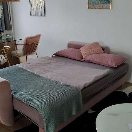 Apartman ออสตราวา ภายนอก รูปภาพ