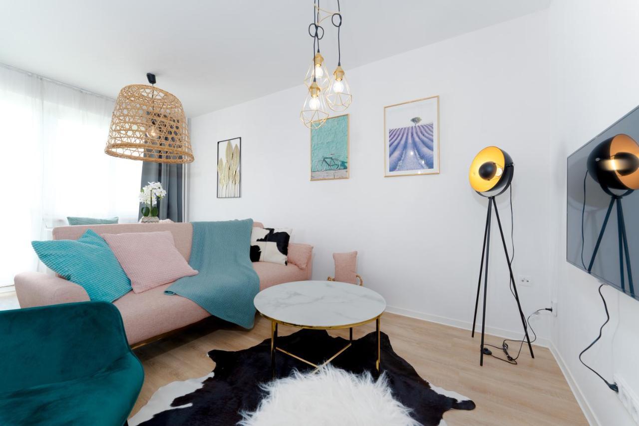 Apartman ออสตราวา ภายนอก รูปภาพ