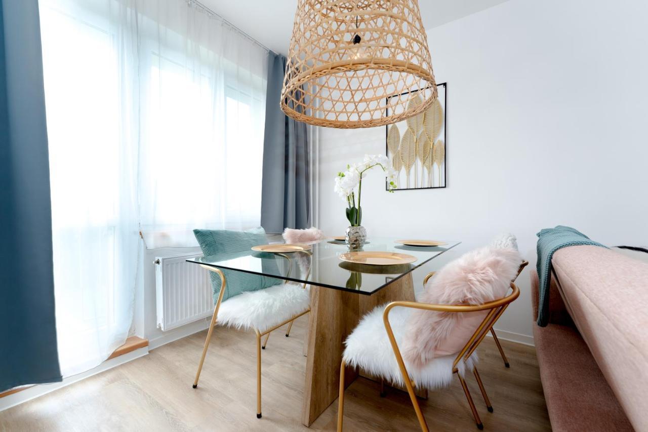 Apartman ออสตราวา ภายนอก รูปภาพ