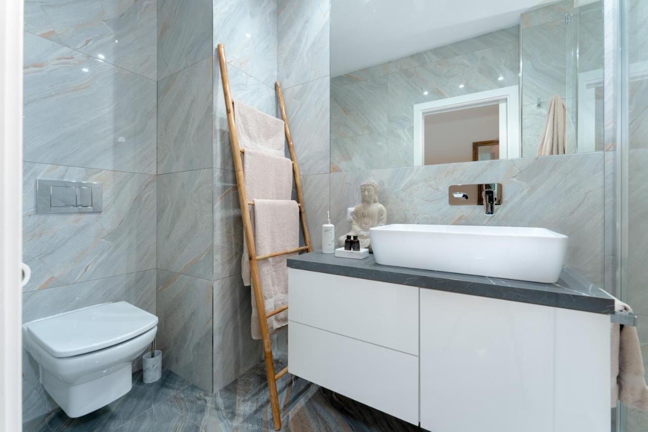 Apartman ออสตราวา ภายนอก รูปภาพ