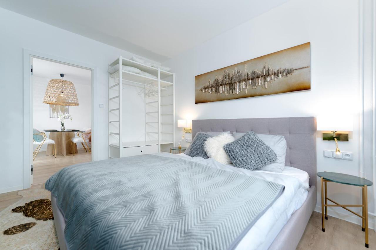 Apartman ออสตราวา ภายนอก รูปภาพ